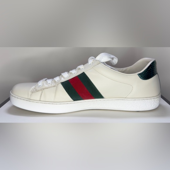 Gucci Men’s Ace White Leather Bee Embroidered Sneakers - Picture 8 of 11